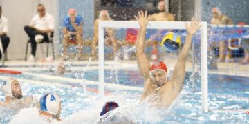 Steaua împinge finala cu CSM Oradea în decisiv după ce câștigă meciul 4