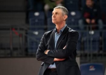Cristian Achim: „Dragi fani! Doresc ca la finalul acestor 17 sezoane să împărtășesc câteva gânduri cu voi…”