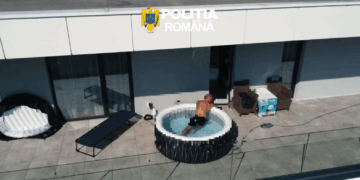 VIDEO. Operațiune ca în filme! Din piscină în arest. Final de drum pentru un fugar urmărit internațional