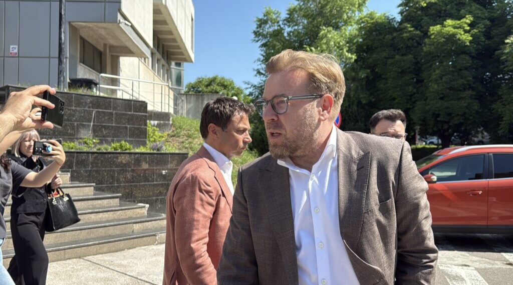 Av. Mihail Udroiu, declarații dure după ședința de judecată: „DNA solicită o măsură care poate duce la încetarea mandatului, fără bază legală”