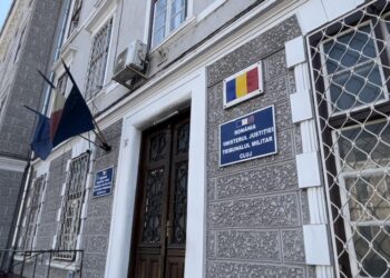 Un pistol cumpărat online l-a adus pe un militar în fața judecătorilor. Decizia definitivă a Tribunalului Militar Cluj