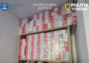 VIDEO. Operațiunea Jupiter în Bihor: peste 160.000 de țigarete de contrabandă și zeci de mii de euro, descoperite la percheziții