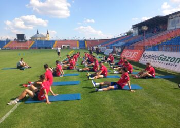 Erik Lincar a sunat adunarea iar lotul lui FC Bihor s-a reunit la propria bază
