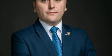 Noi întrebări despre pacienții transferați la centrele lui Viorel Pașca. Deputatul Adrian Cozma cere explicații conducerii Spitalului Județean Satu Mare