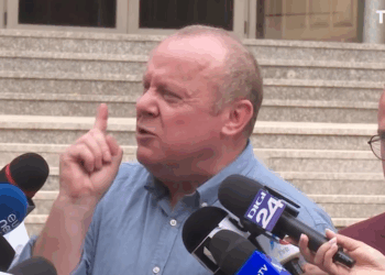 Ore decisive pentru Viorel Pașca și familia sa. Tribunalul București decide dacă îi arestează preventiv pentru 30 de zile. Declarațiile, în materialul VIDEO