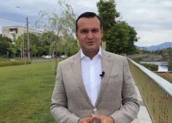 VIDEO: Primul mesaj al lui Cătălin Cherecheș după eliberare: cuvinte de recunoștință pentru avocatul Răzvan Doseanu: „Un om, înainte de a fi avocat.”
