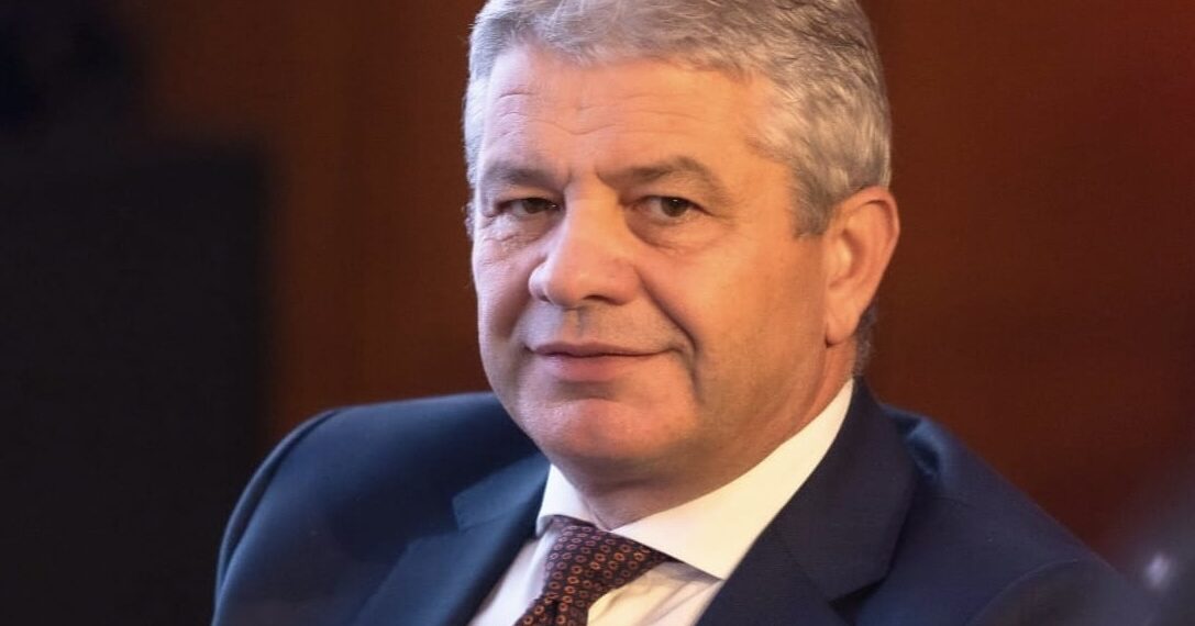 INTERVIU cu dr. Florian Bodog, decanul FMF Oradea: între pacienți, studenți și politică. „Ca medic ajuți omul din fața ta, prin politică poți schimba un sistem”