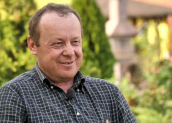 Viorel Pașca va participa la o întâlnire de lucru cu ministrul Dragoș Pîslaru. După trei săptămâni, anunță că reia mesajele de la Dumbrava