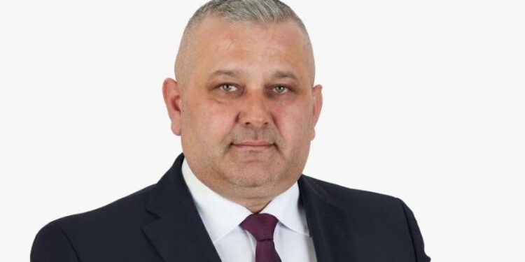 Primar din Timiș, trimis în judecată într-un dosar privind finanțarea unei echipe de fotbal. Edilul: „Expertiza contabilă arată o sumă mult mai mică”