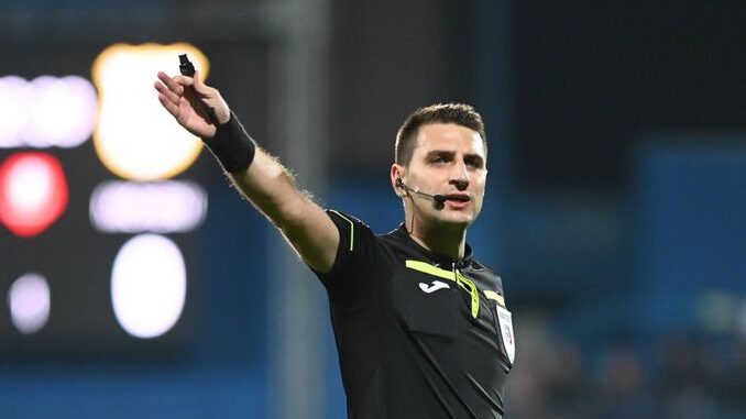 Orădenii Rareș Vidican (central) și Alexandru Corb (asistent) vor arbitra marți (21 iulie) în preliminariile UEFA Champions League